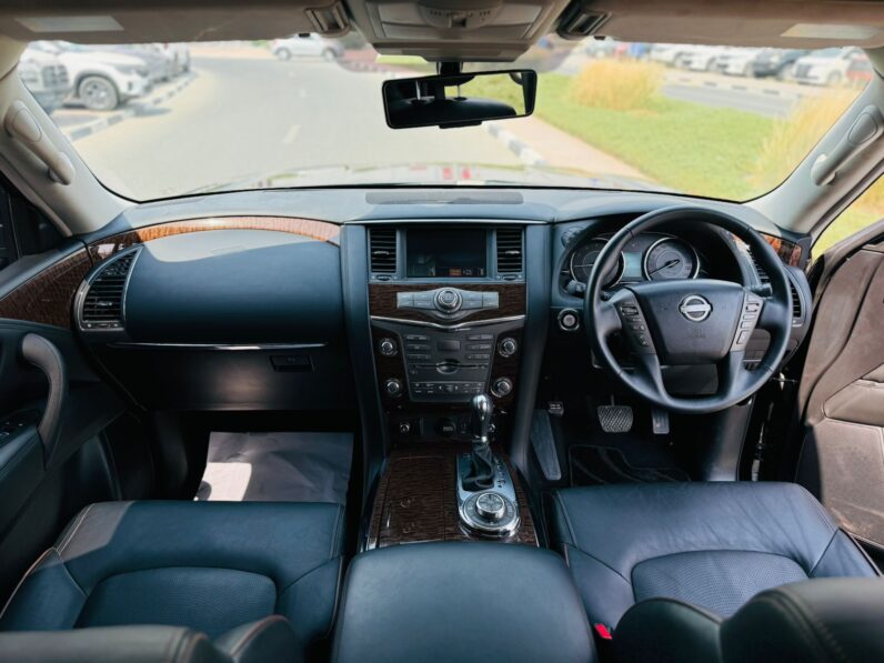 Nissan patrol V8