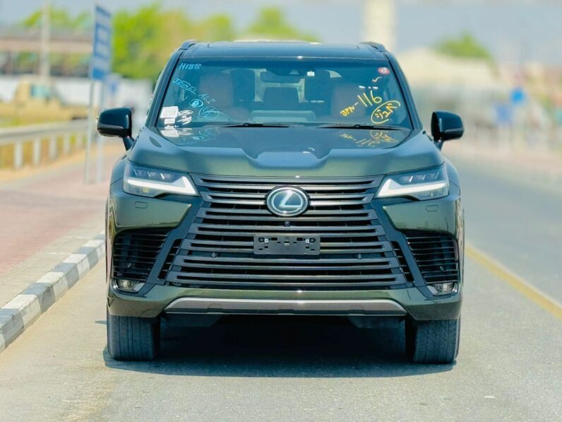 Lexus LX 600