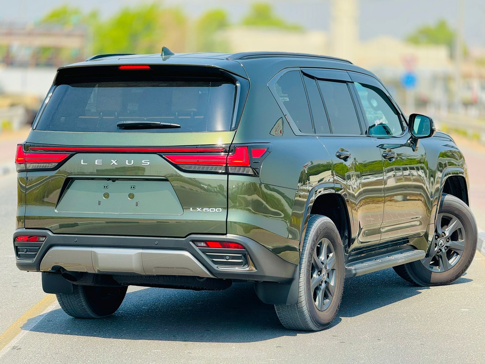 Lexus LX 600