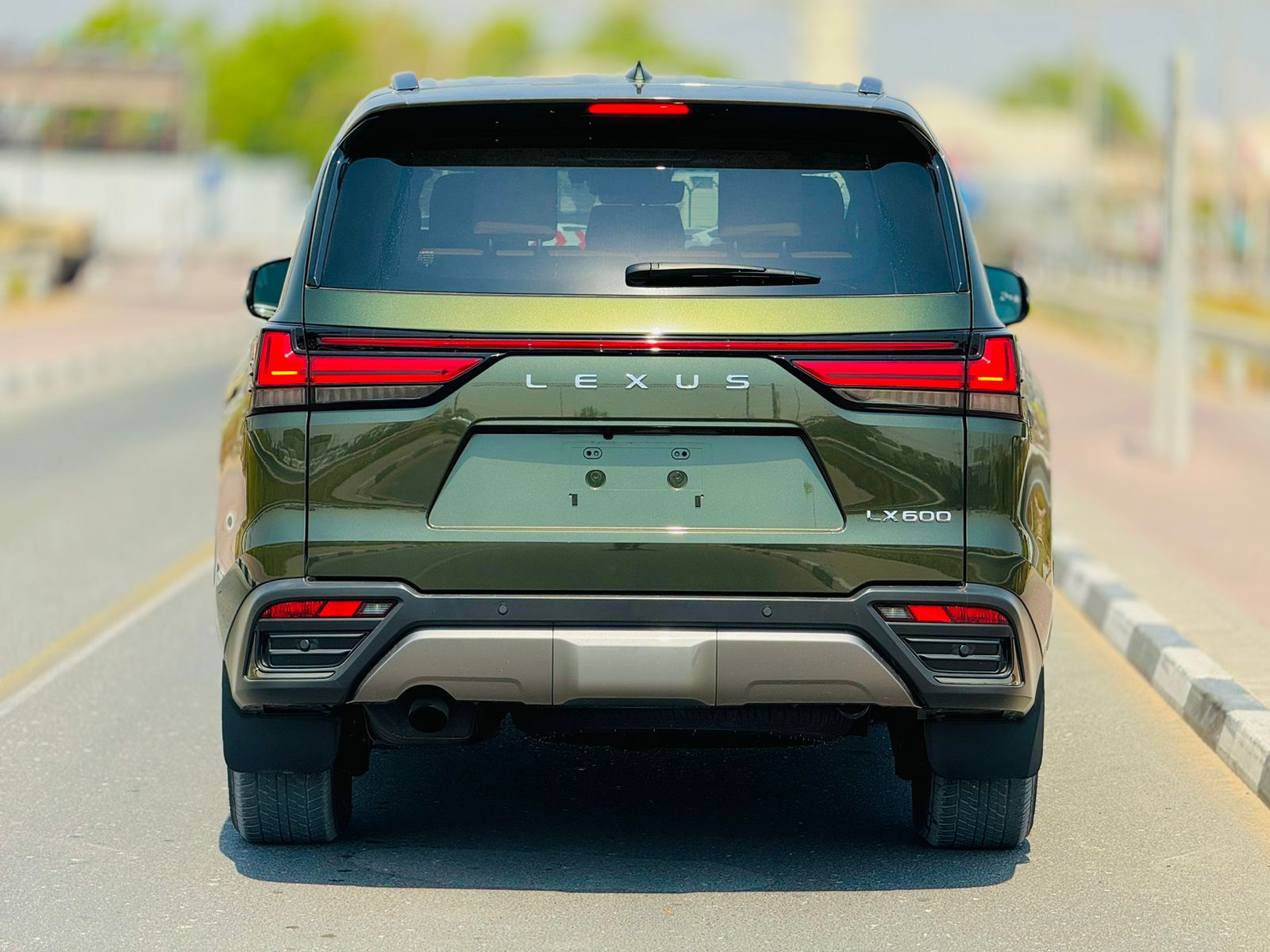 Lexus LX 600