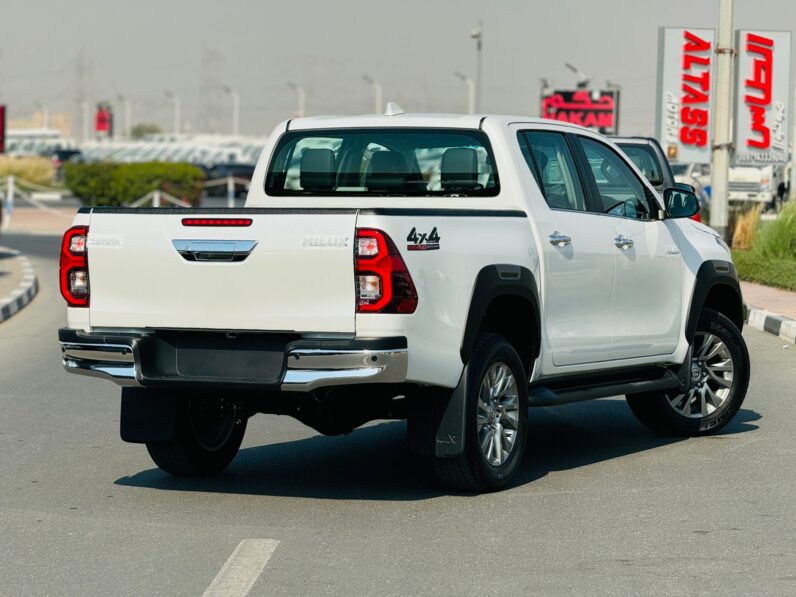 Toyota Hilux Rocco 2.8