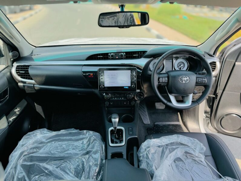 Toyota Hilux Revo Rocco Grey