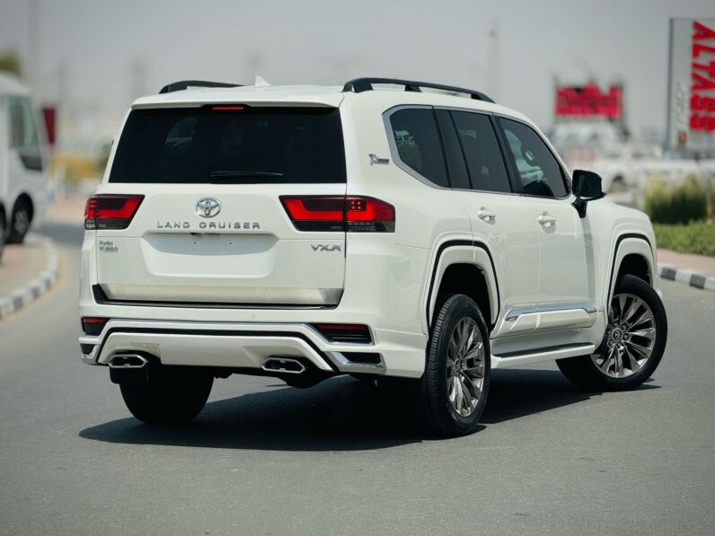 Toyota Land Cruiser VXR