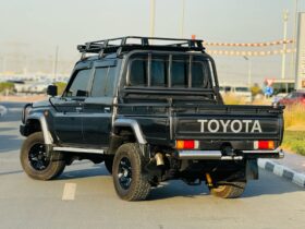 Toyota Land Cruiser pick up