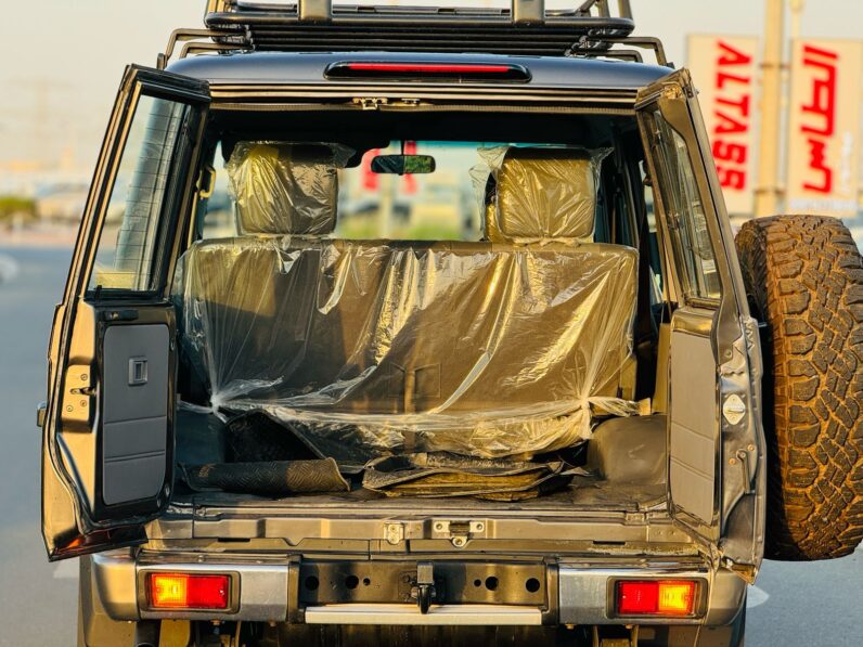 Toyota Land Cruiser HardTop