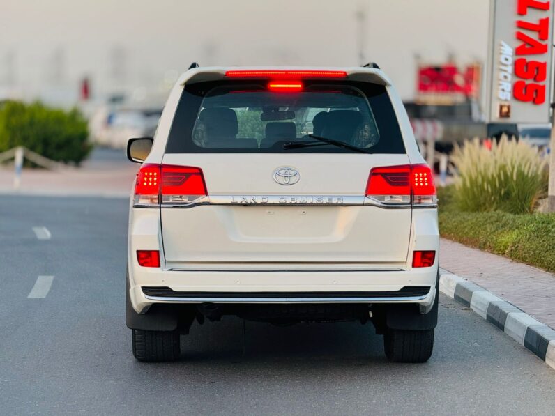 Toyota Land Cruiser VXR