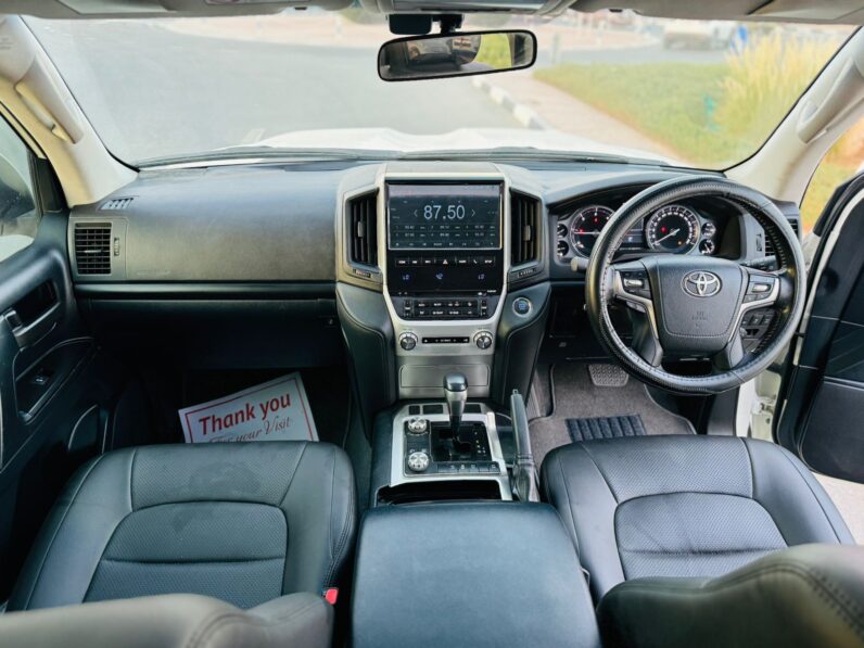Toyota Land Cruiser VXR