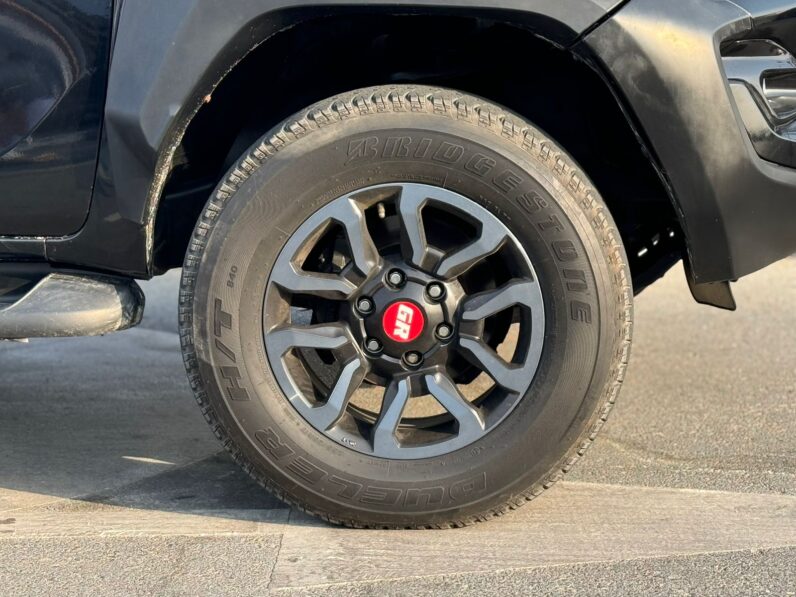 Toyota Hilux Adventure