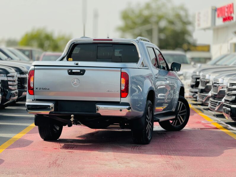 Mercedes-Benz X250d