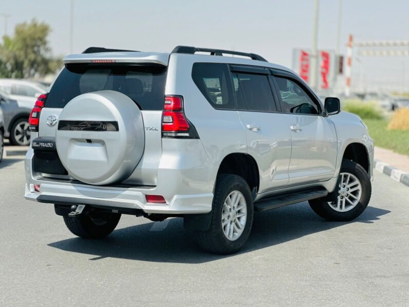 Toyota land cruiser prado